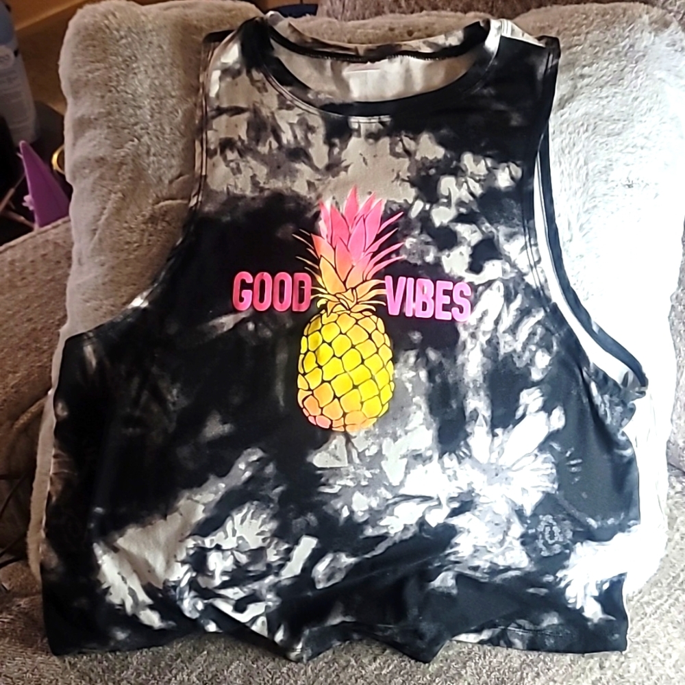 Good vibes tank top L